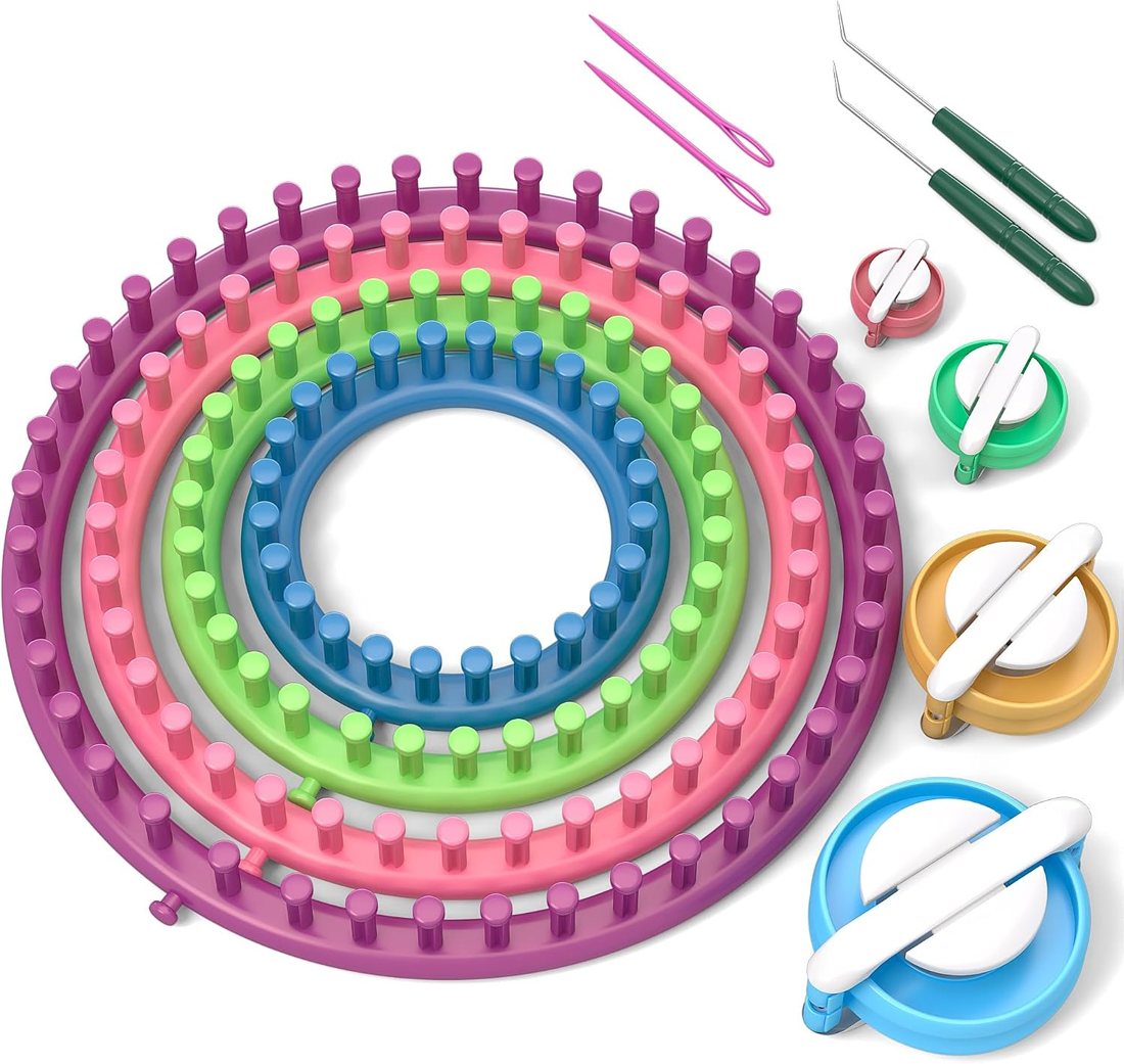 Readaeer Round Knitting Loom Set with Pompom Makers